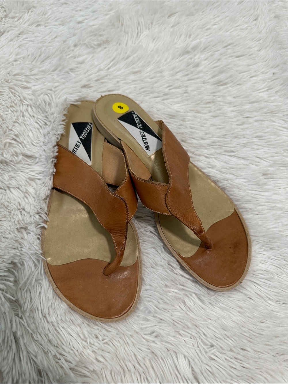 🥕 NWT Mootsie Tootsies Leather Flip Flops